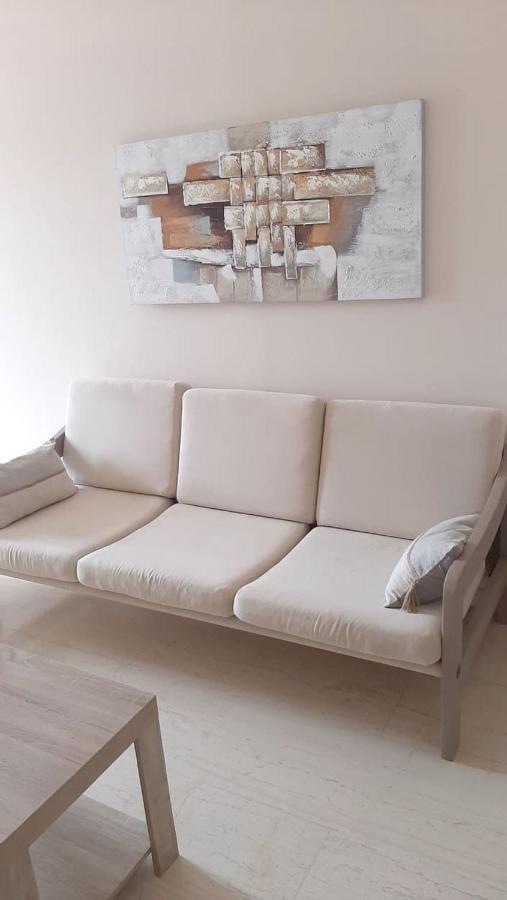 Tasias Apartments Ликсури Экстерьер фото