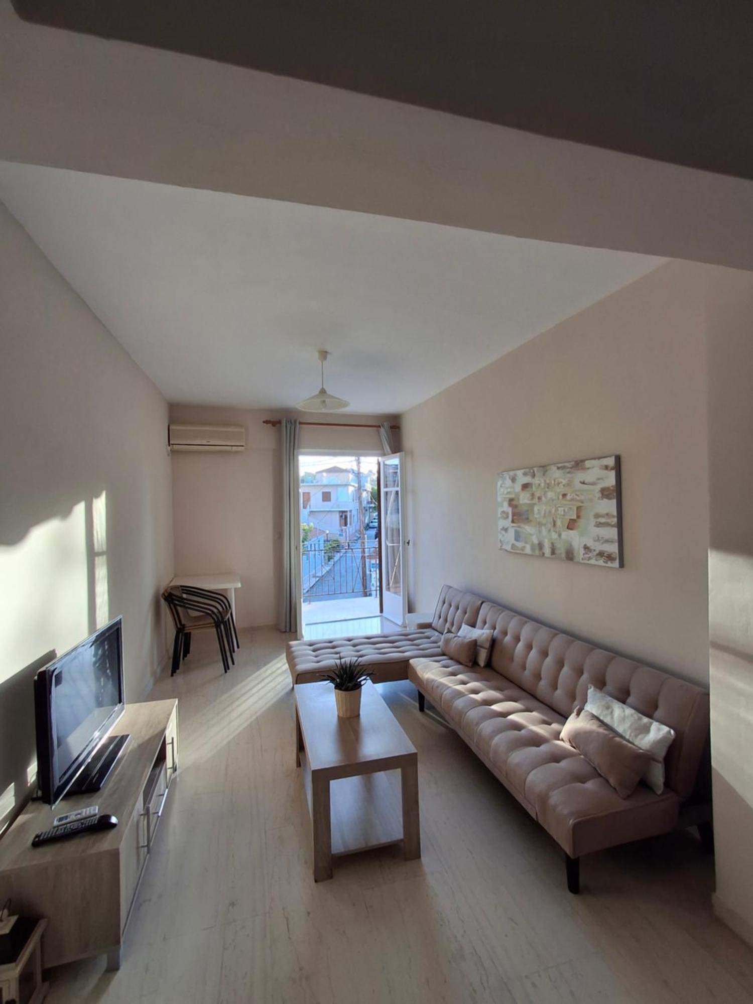 Tasias Apartments Ликсури Экстерьер фото